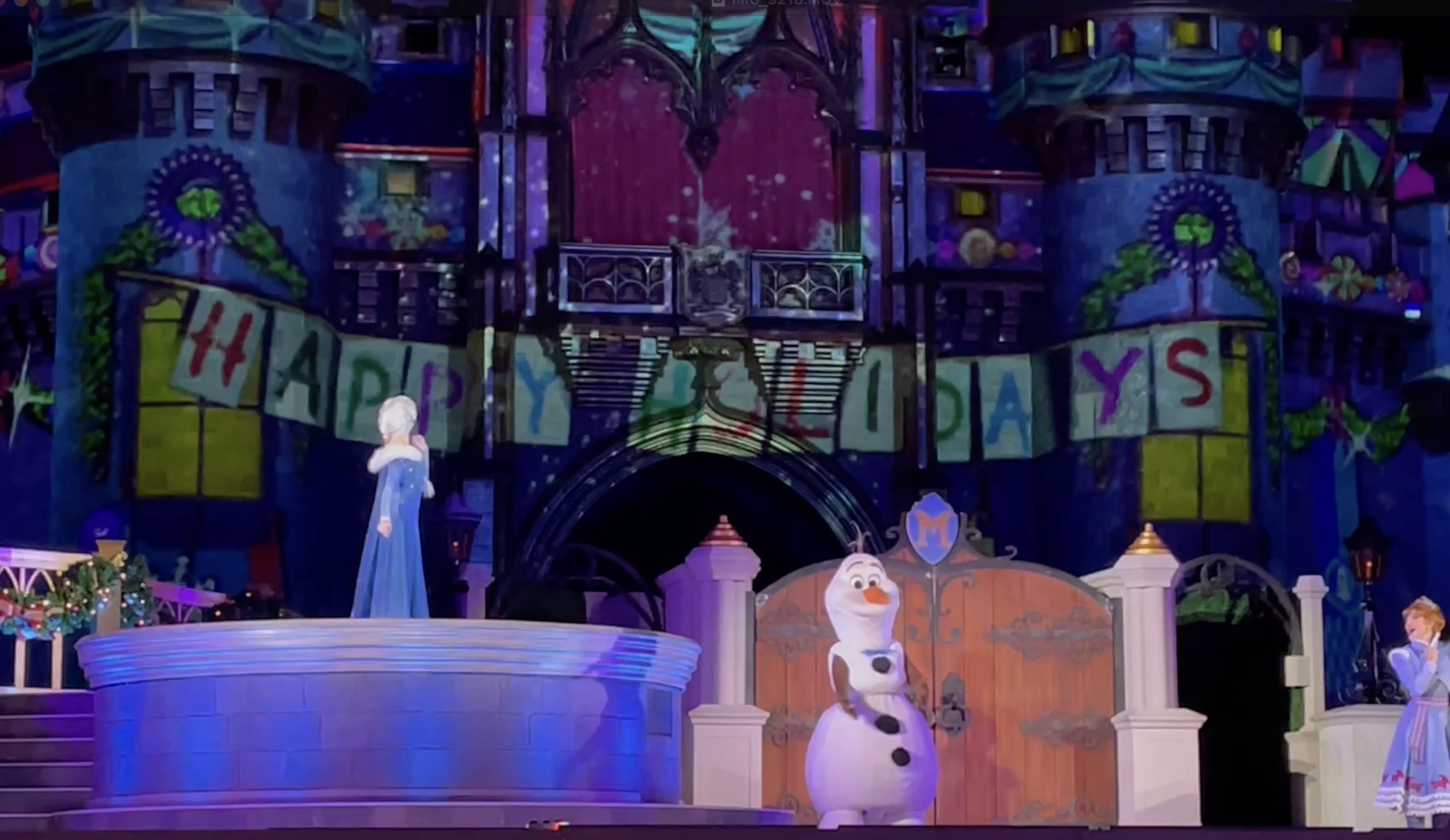 Video 2024 Frozen Holiday Surprise debuts at Magic Kingdom Disney Diary